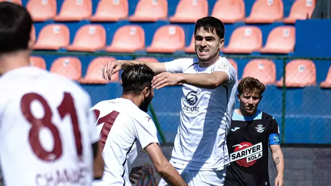 Hatayspor'dan Adana Demirspor'a Fırtınalı Maç: 10 Kişi Kalsa da Farkı Kapattı!