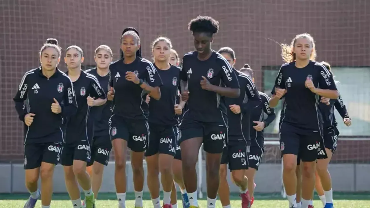 Beşiktaş Kadın Futbolunda Yeni Sayfa: Sarp Yiğit Dümeni Devraldı!
