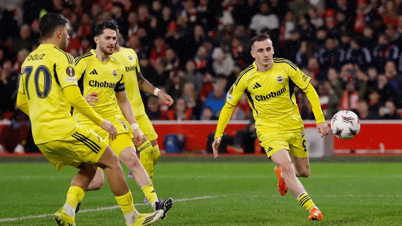 Umutlar Tükendi: Fenerbahçe, UEFA Avrupa Ligi'ne Veda Etti!