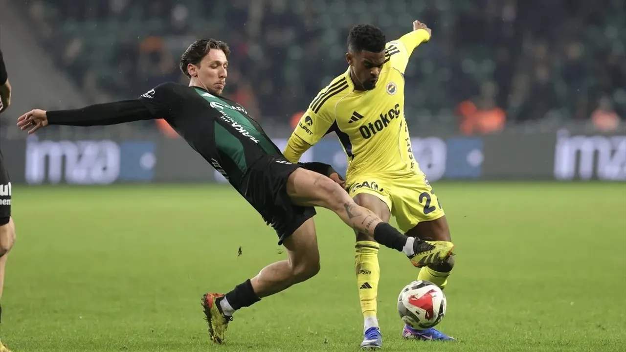 Fenerbahçe Deplasmanda Zorlu Virajı Döndü: Semedo Zaferi Yorumladı!