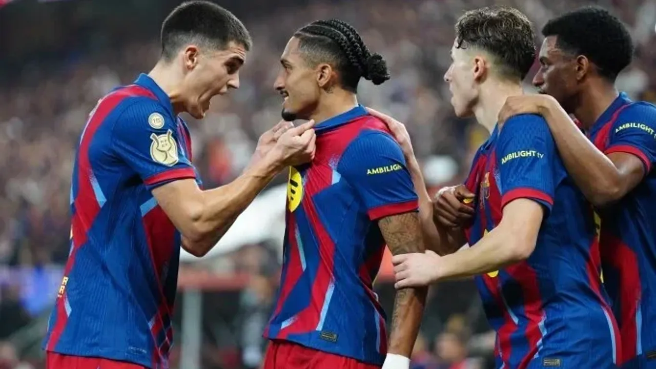 El Clasico Ateşi Süper Kupa Finalinde Yandı: Barcelona, Raphinha'nın Yıldızlaştığı Maçta Real Madrid'i Devirdi!