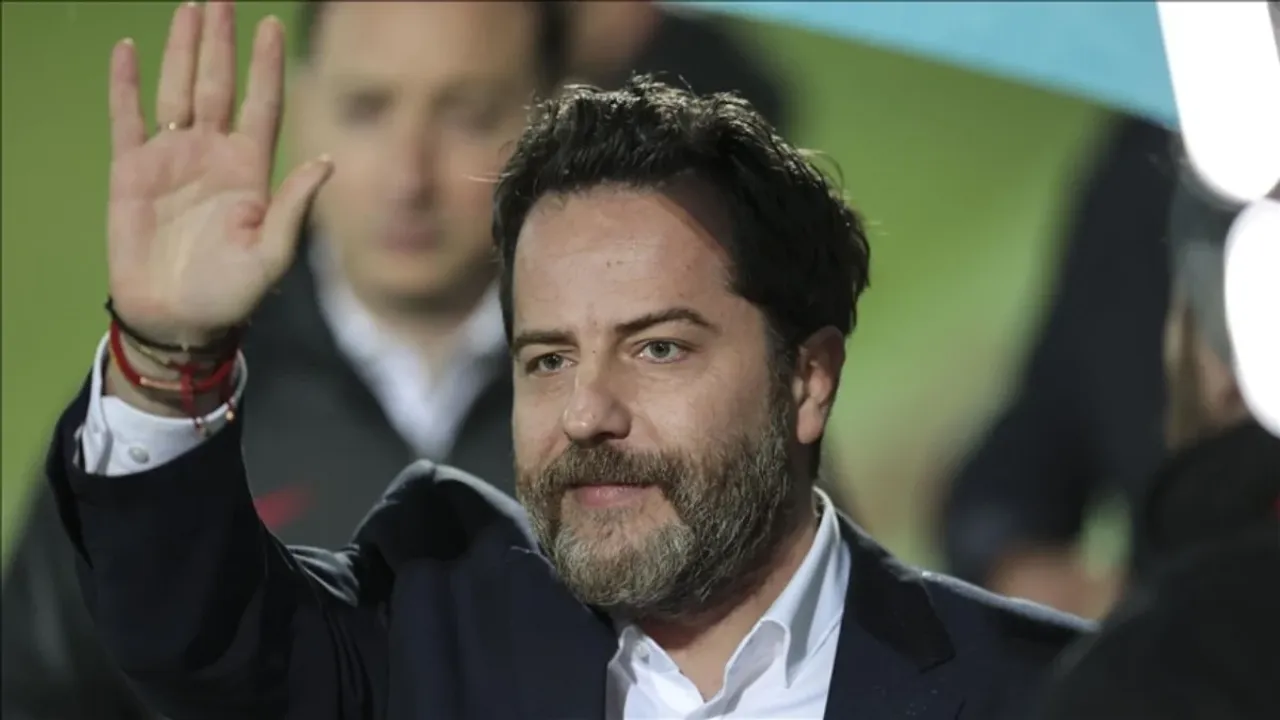 Türk Futbolunda Şok Gelişme: Erden Timur Dahil 29 Kişiye Bahis Operasyonu!