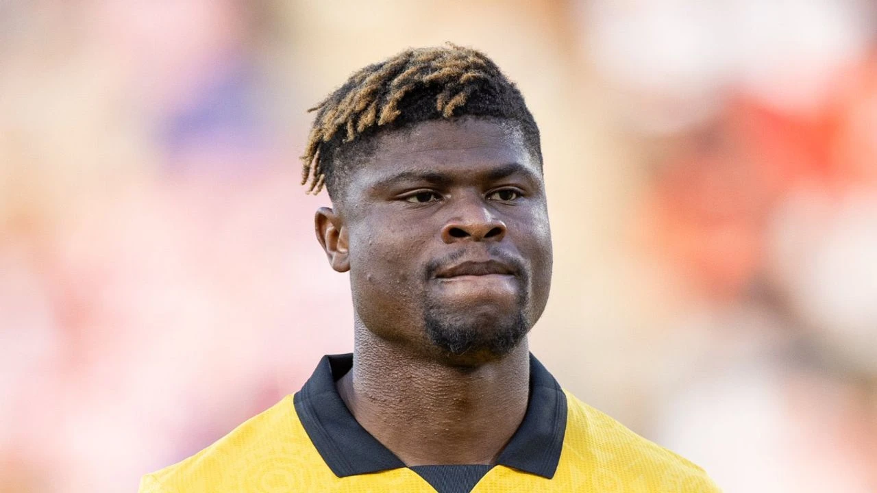 Beşiktaş’tan Stoper Atağı: Agbadou Transfer İçin Yeşil Işık Yaktı