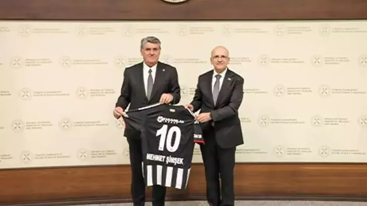 Beşiktaş'tan Kritik Ziyaret: Serdal Adalı, Bakan Şimşek ile Görüştü!