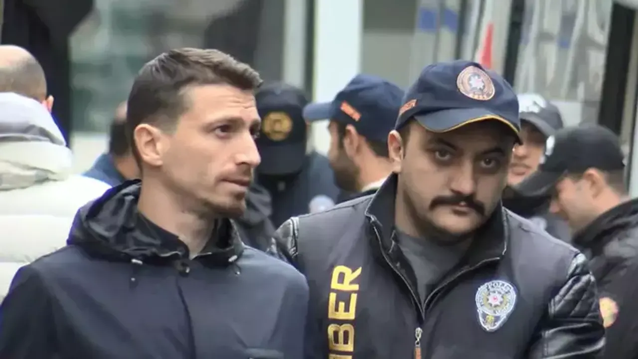 Fenerbahçe'nin Yıldızından Soruşturmaya Direniş: Mert Hakan Yandaş'tan Duygusal Mektup ve Suçlamalara Yanıt!