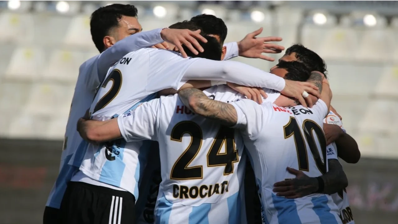 Erzurumspor'dan Tarihi Seri: 10'da 10'la Zirveye Demir Attı!