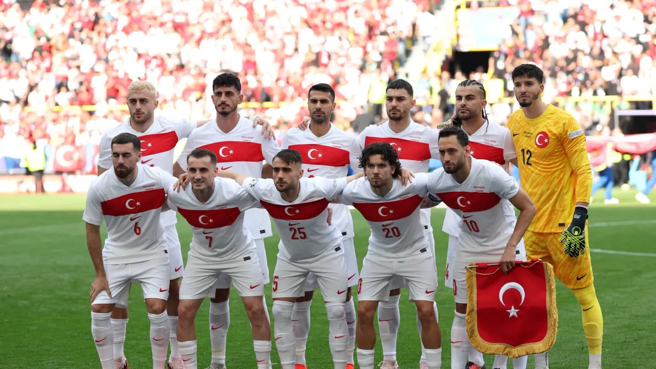 A Milli Takım'ın İtalya Sınavı: Uluslar Ligi Öncesi Kritik Eksikler ve Muhtemel 11'ler!