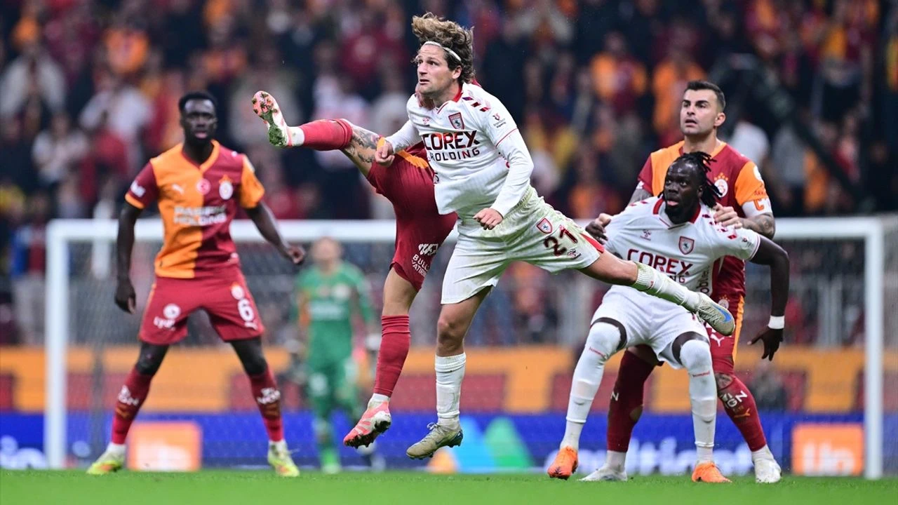 Galatasaray Kalesinde Çatlaklar Mı Var? Gol Yeme Serisi Mercek Altında!
