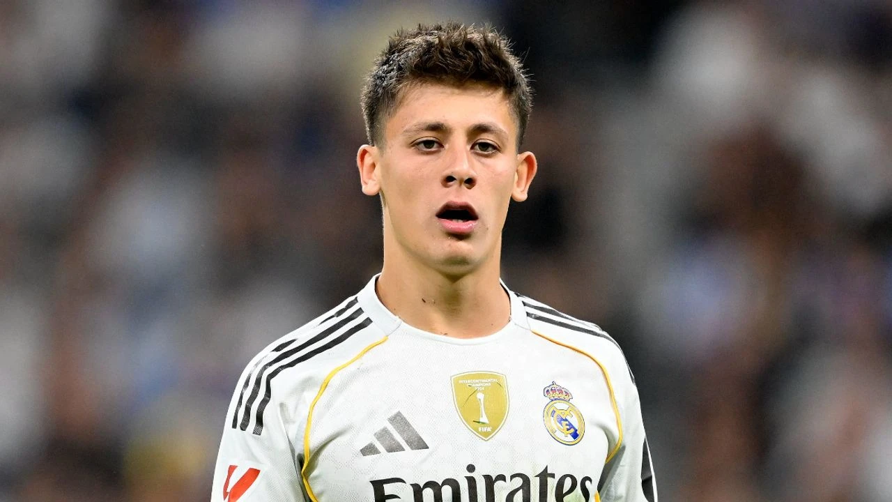 Arda Güler'in Real Madrid Maaşı İspanya'yı Salladı: Barcelona'nın Genç Yıldızıyla Çarpıcı Karşılaştırma