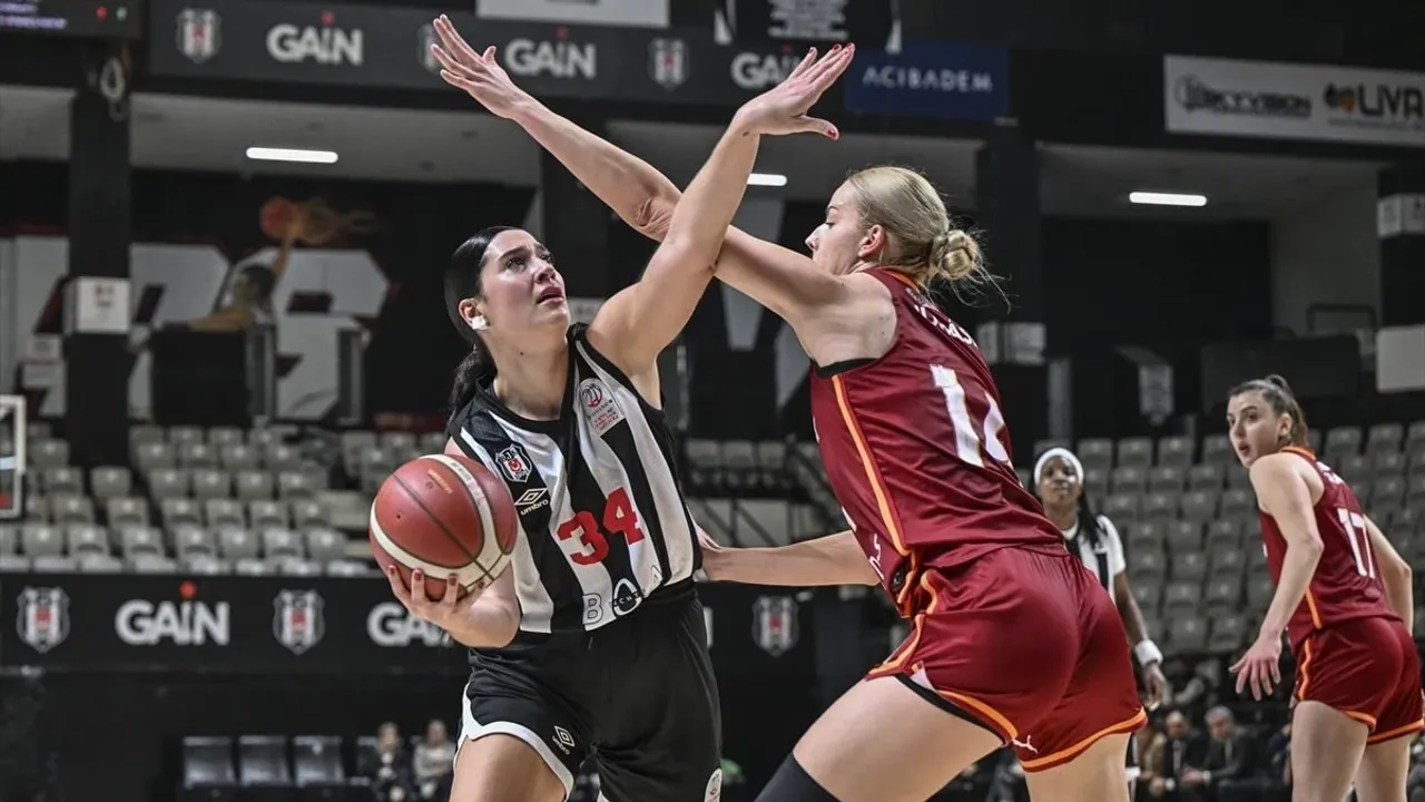 Kadınlar Derbisinde Kazanan Galatasaray Oldu